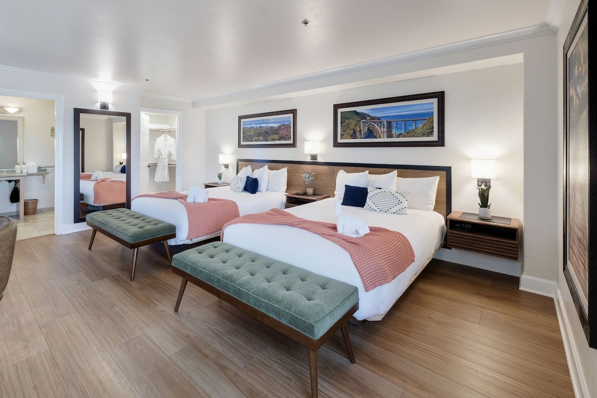 Panoramic Suite, Accessible, Private Bathroom (Marine Oceanfront) | Room amenity