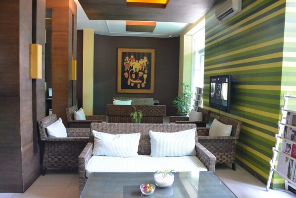 ロビー応接スペース