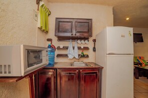 Family Room | Private kitchen