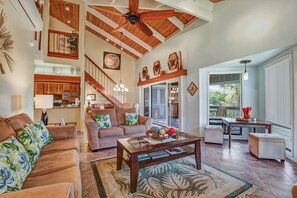 2 Bedroom Ocean View with Loft | Living room | TV - Castle Kanaloa at Kona (Kailua-Kona)