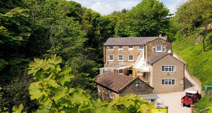 YHA Boggle Hole - Hostel