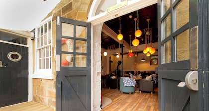 YHA Boggle Hole - Hostel