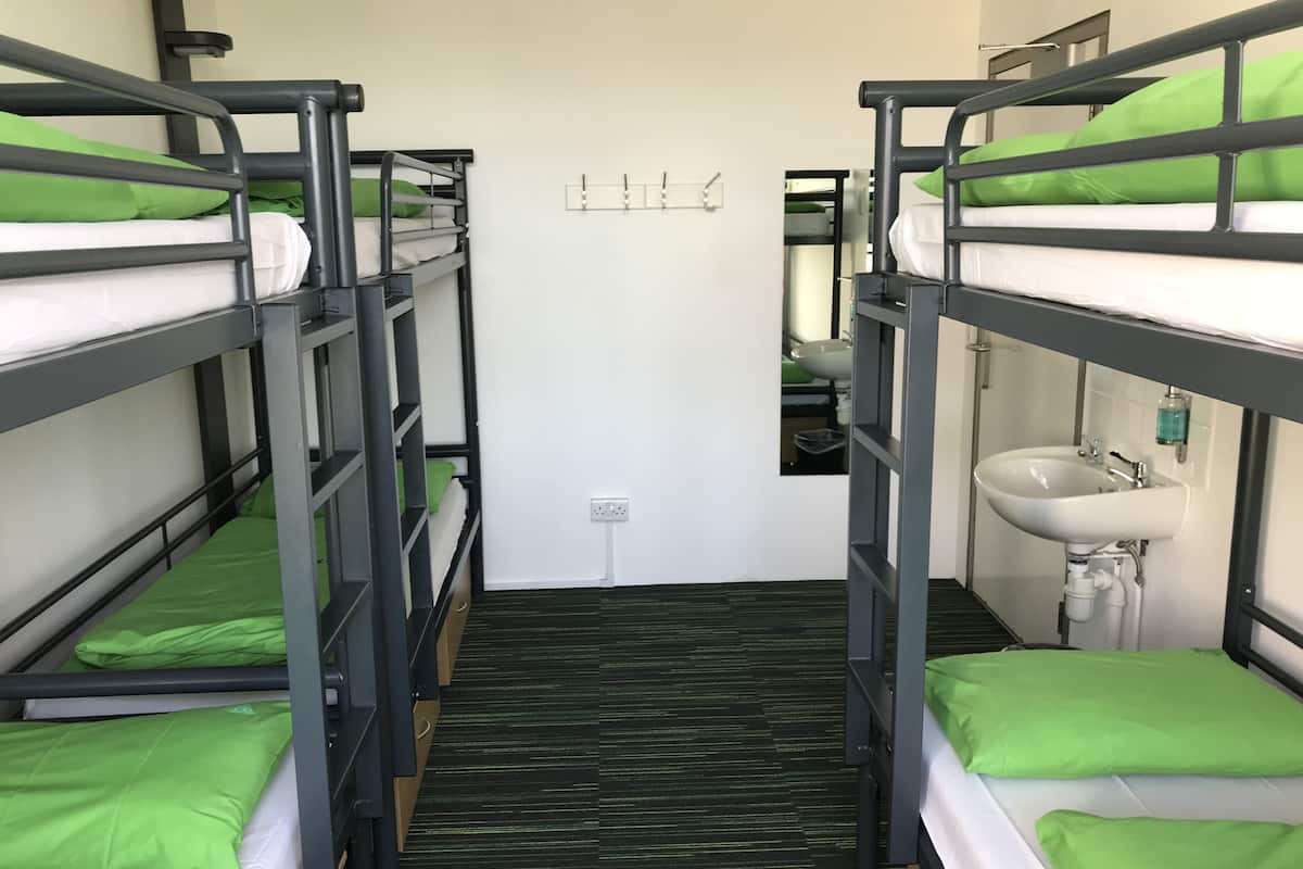 In-room safe, bed sheets