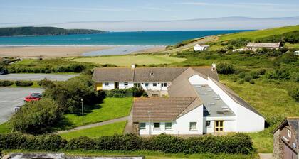 YHA Broad Haven - Hostel