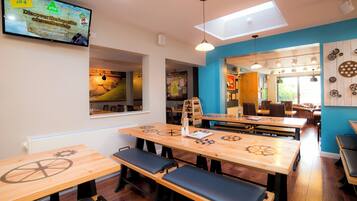 Breakfast, lunch and dinner served