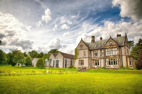 Fachada. YHA Castleton Losehill Hall - Hostel