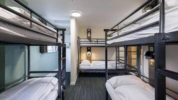 Room (6 Bed Private Ensuite) | Bed sheets