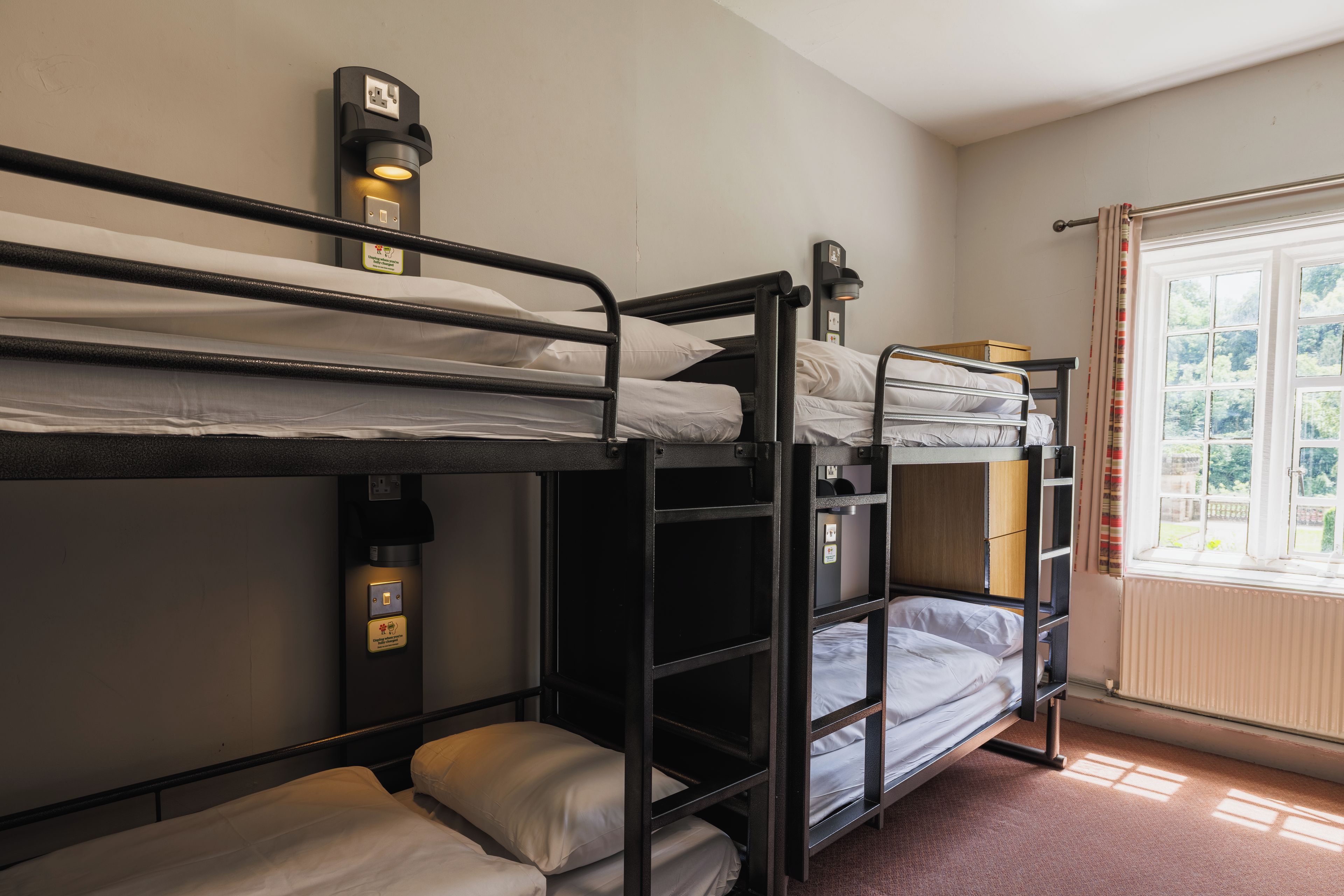 Iron/ironing board (on request), bed sheets
