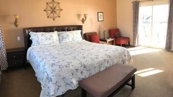 Desk, blackout drapes, iron/ironing board, free WiFi