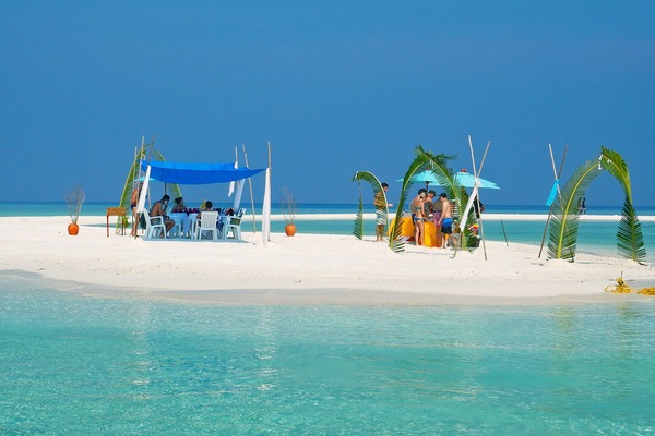 En la playa, buceo, snorkel, ski acuático