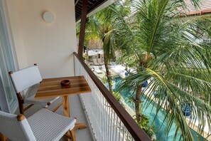 Grand Deluxe with Balcony | Terrace/patio - The Beach House Resort (Gili Trawangan)
