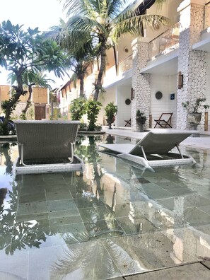 Sun deck - The Beach House Resort (Gili Trawangan)