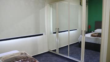 Executive-suite - 2 soveværelser - havudsigt | Minibar, pengeskab på værelset, skrivebord, ekstra senge (tillægsgebyr)