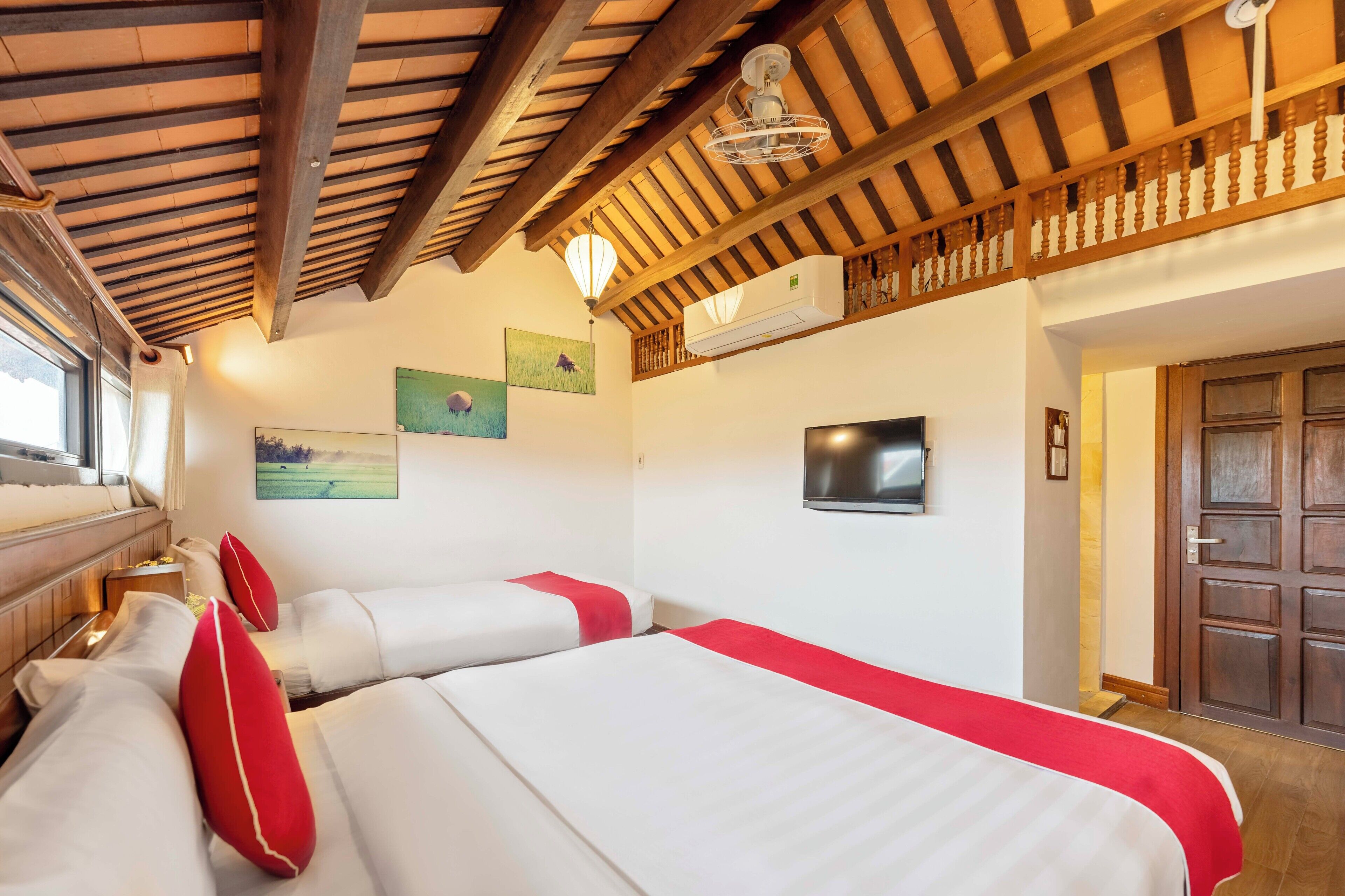 superior triple room | 1 bedroom, minibar, desk, free cots/infant beds