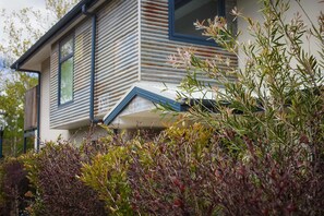 Garden - One of a Kind Apartments (Dickson)