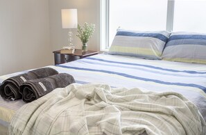 Lejlighed - 2 soveværelser - terrasse | 1 soveværelse, premium-sengetøj, skrivebord, lydisolering