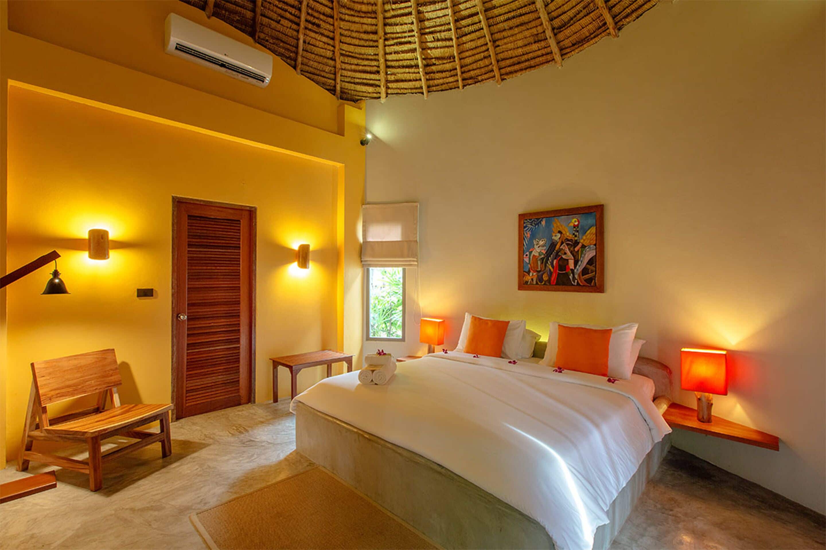 minibar, in-room safe, desk, free wifi