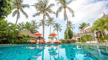 Outdoor pool, open 7:00 AM to 6:00 PM, pool umbrellas, pool loungers