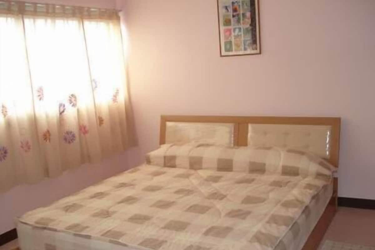 Habitación estándar doble | Escritorio, camas supletorias, wifi gratis