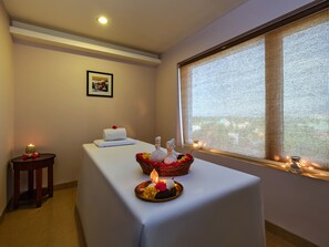 Indoor spa tub - Daiwik Hotels Rameswaram (Rameshwaram)