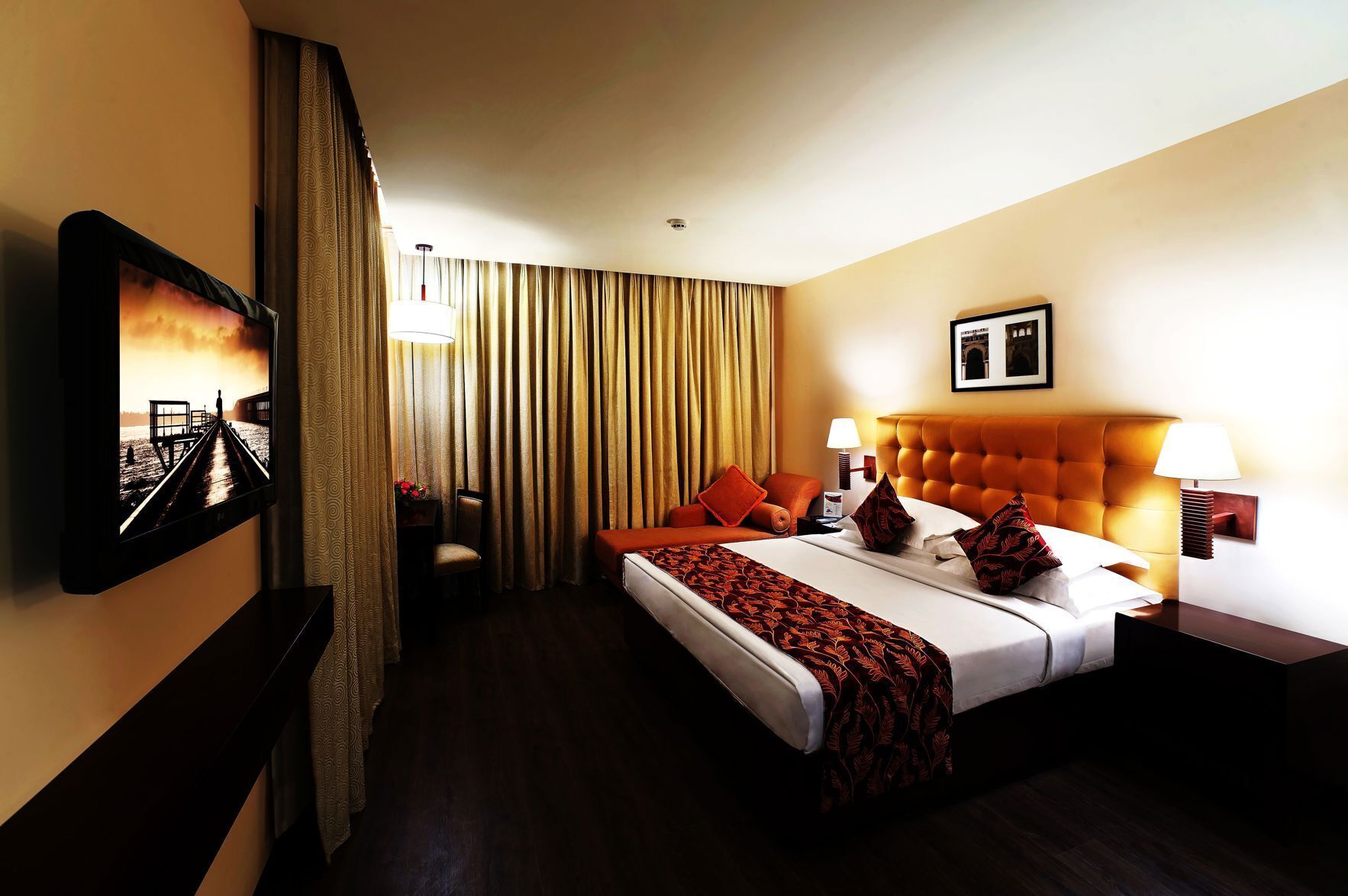 Minibar, in-room safe, individually furnished, desk