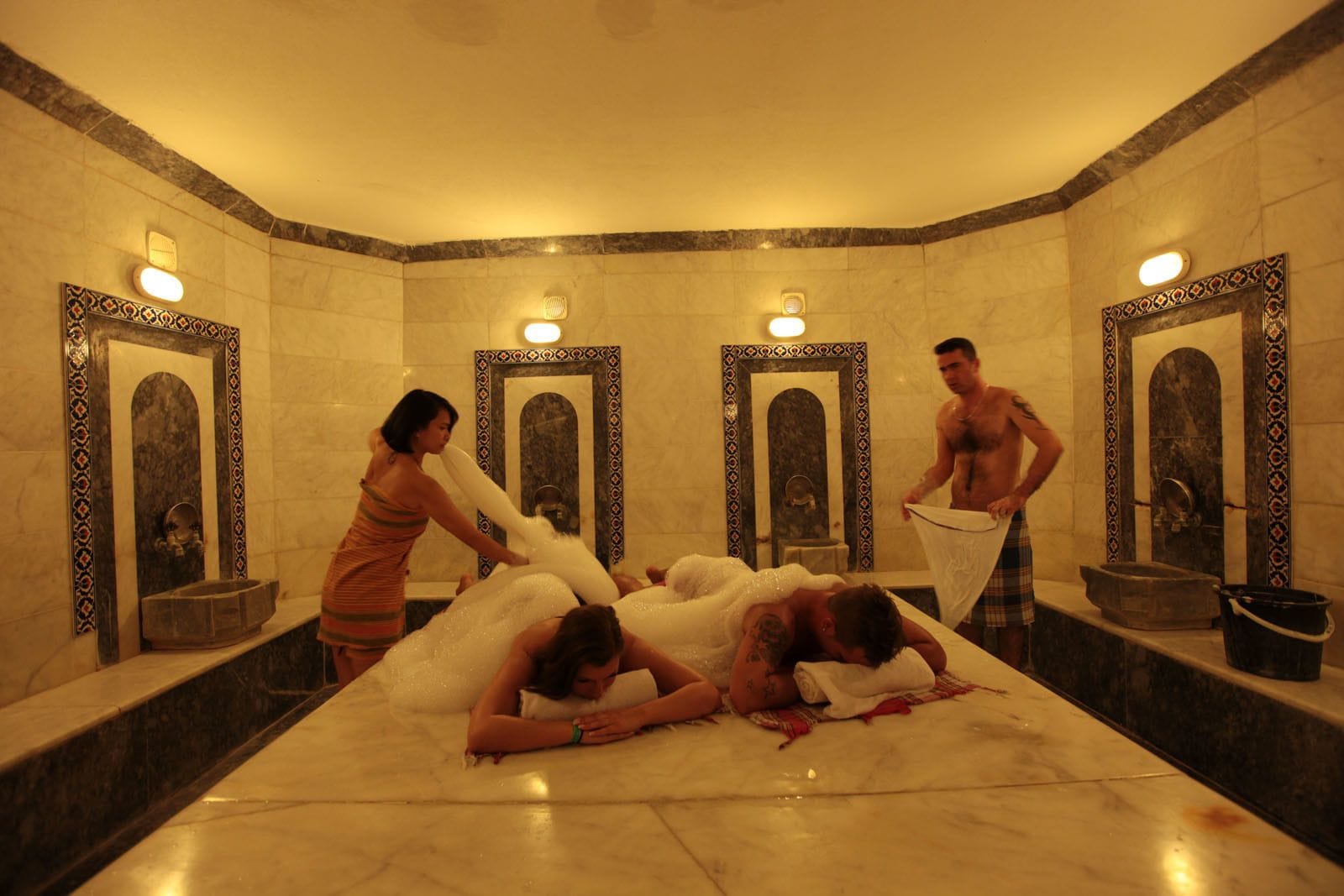 Een Turks bad/hammam, massage- en behandelingsruimtes
