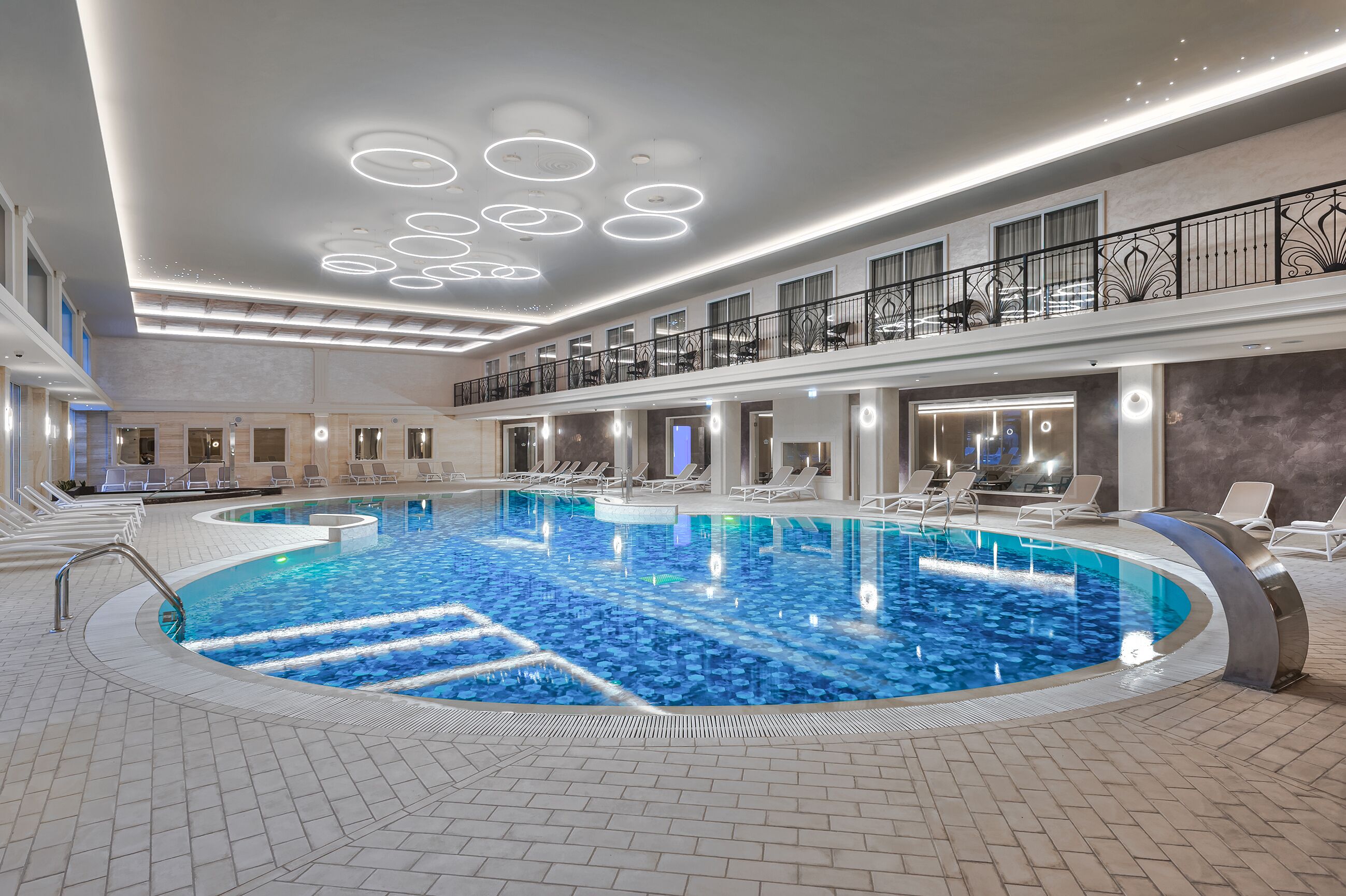 Indoor pool, 3 outdoor pools, sun loungers
