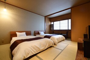 Zimmersafe, Schreibtisch, kostenloses WLAN