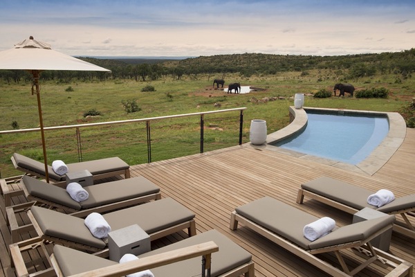 3 utendørsbassenger