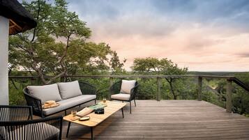 Suite Deluxe, 2 chambres | Terrasse/Patio