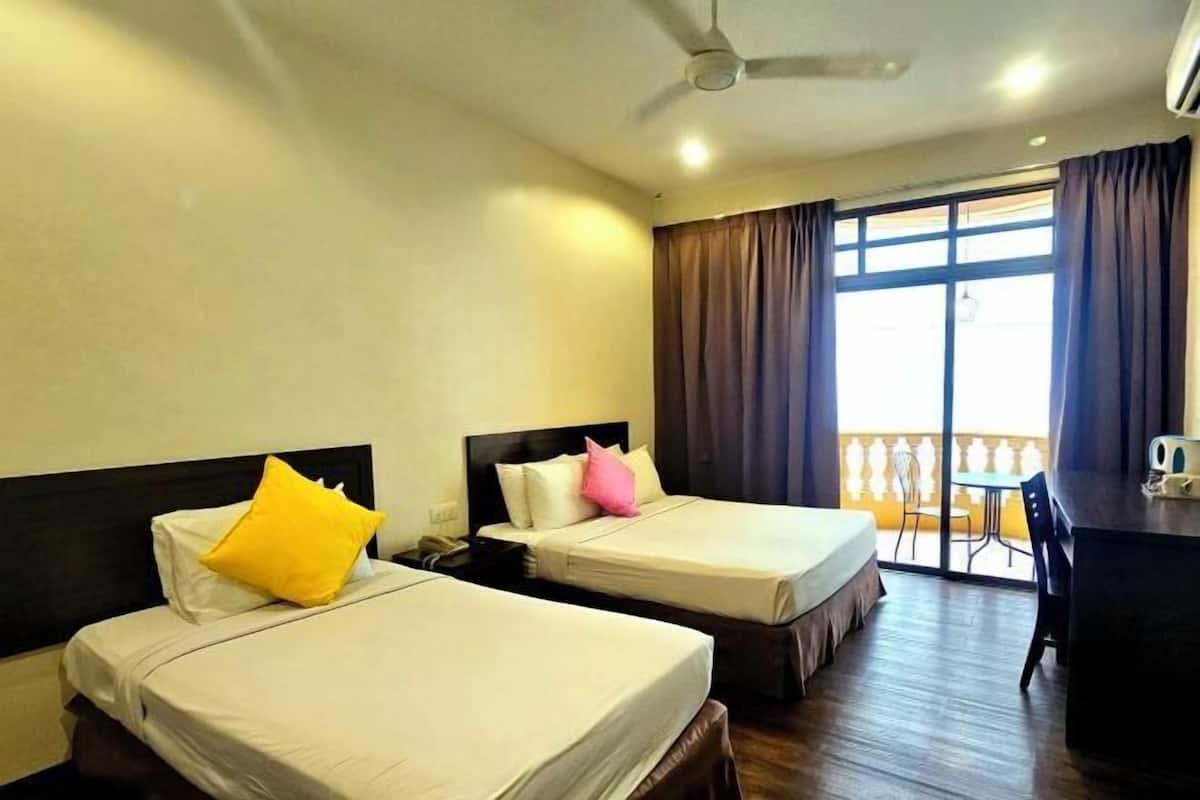In-room safe, desk, iron/ironing board (on request), WiFi (free)