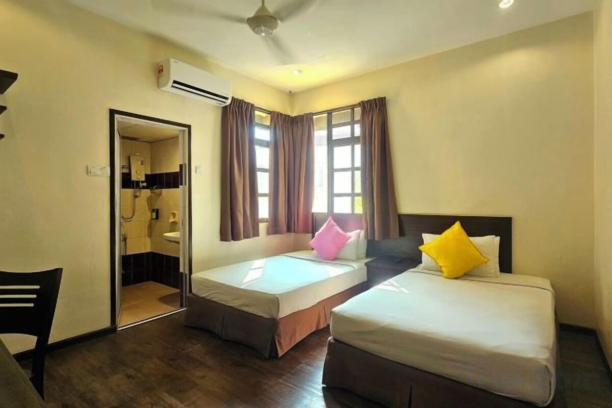 In-room safe, desk, iron/ironing board (on request), free WiFi