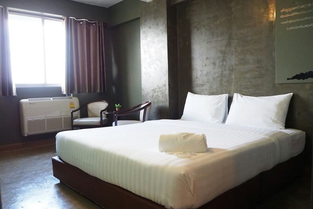 Loft Room | Minibar, bàn, màn/rèm cản sáng, truy cập Internet không dây miễn phí