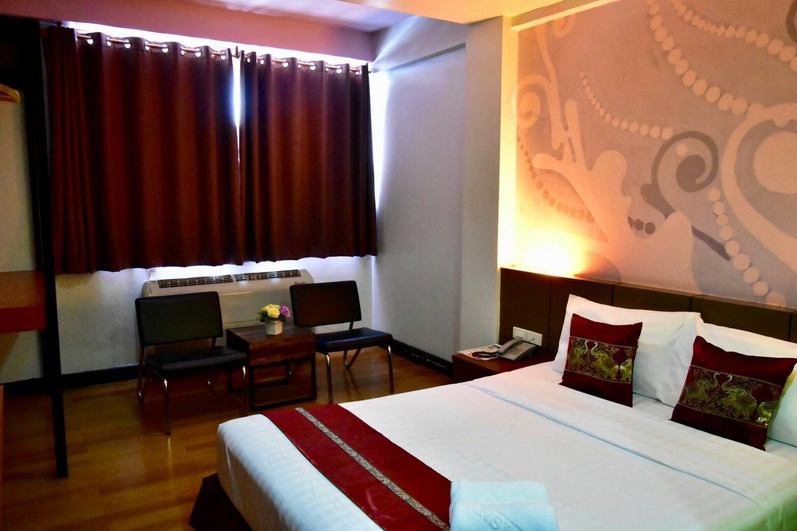 Foto - Happyland Mansion