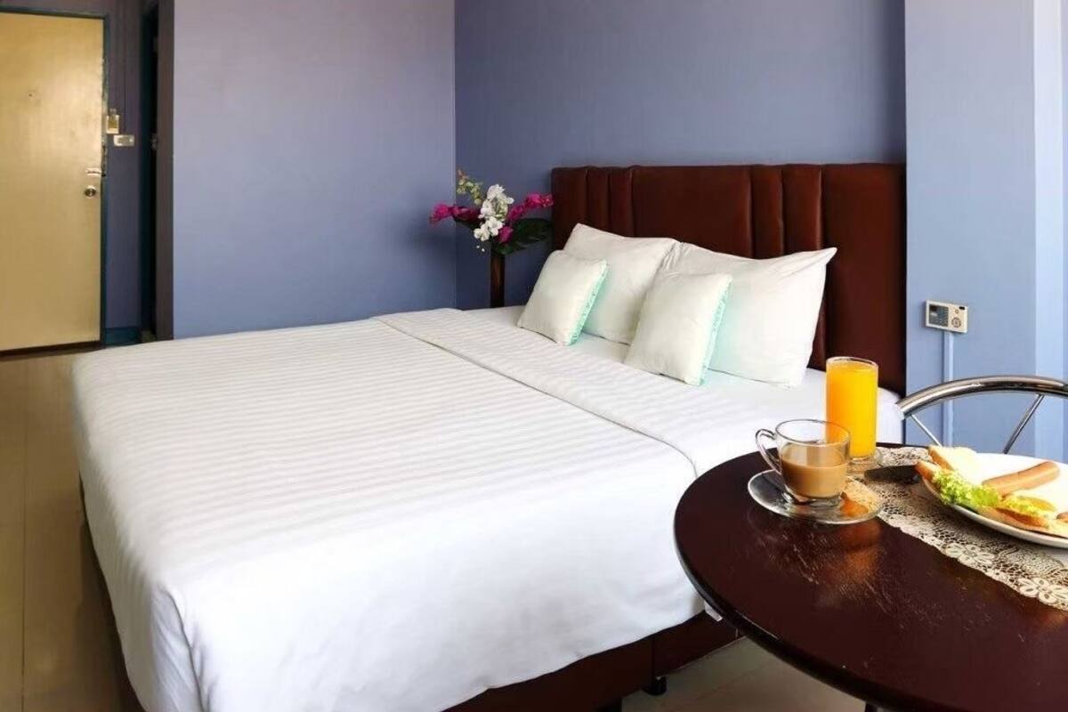 Deluxe Double Room | 미니바, 책상, 암막 커튼, 무료 WiFi