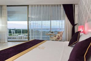 Free minibar, in-room safe, free WiFi, bed sheets - Raymar Resort & Aqua (Manavgat)