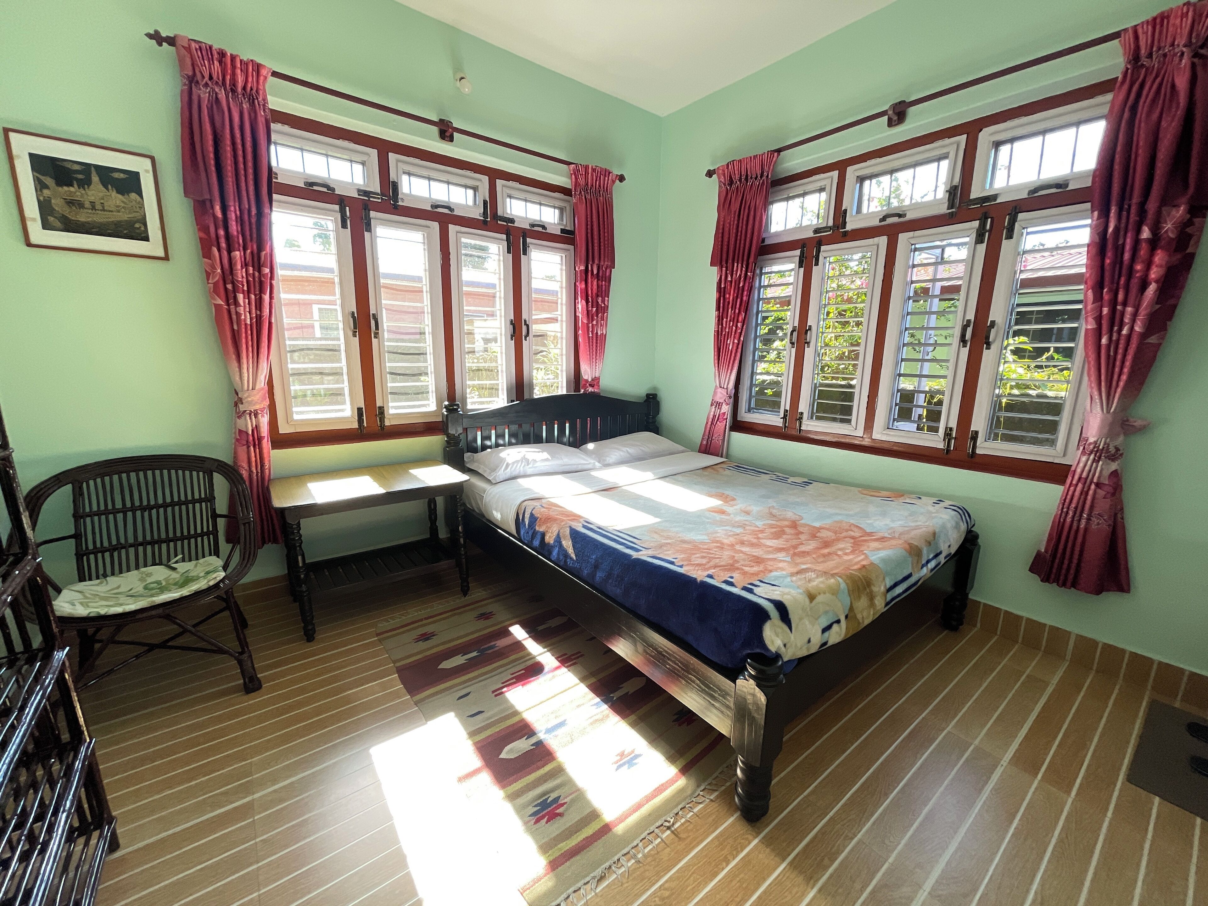 Economy Room, Garden Area | Desk, free WiFi