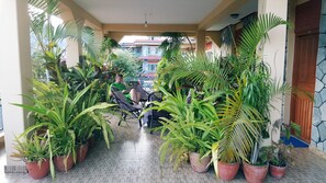 Garden - Nanohana Lodge (Pokhara)
