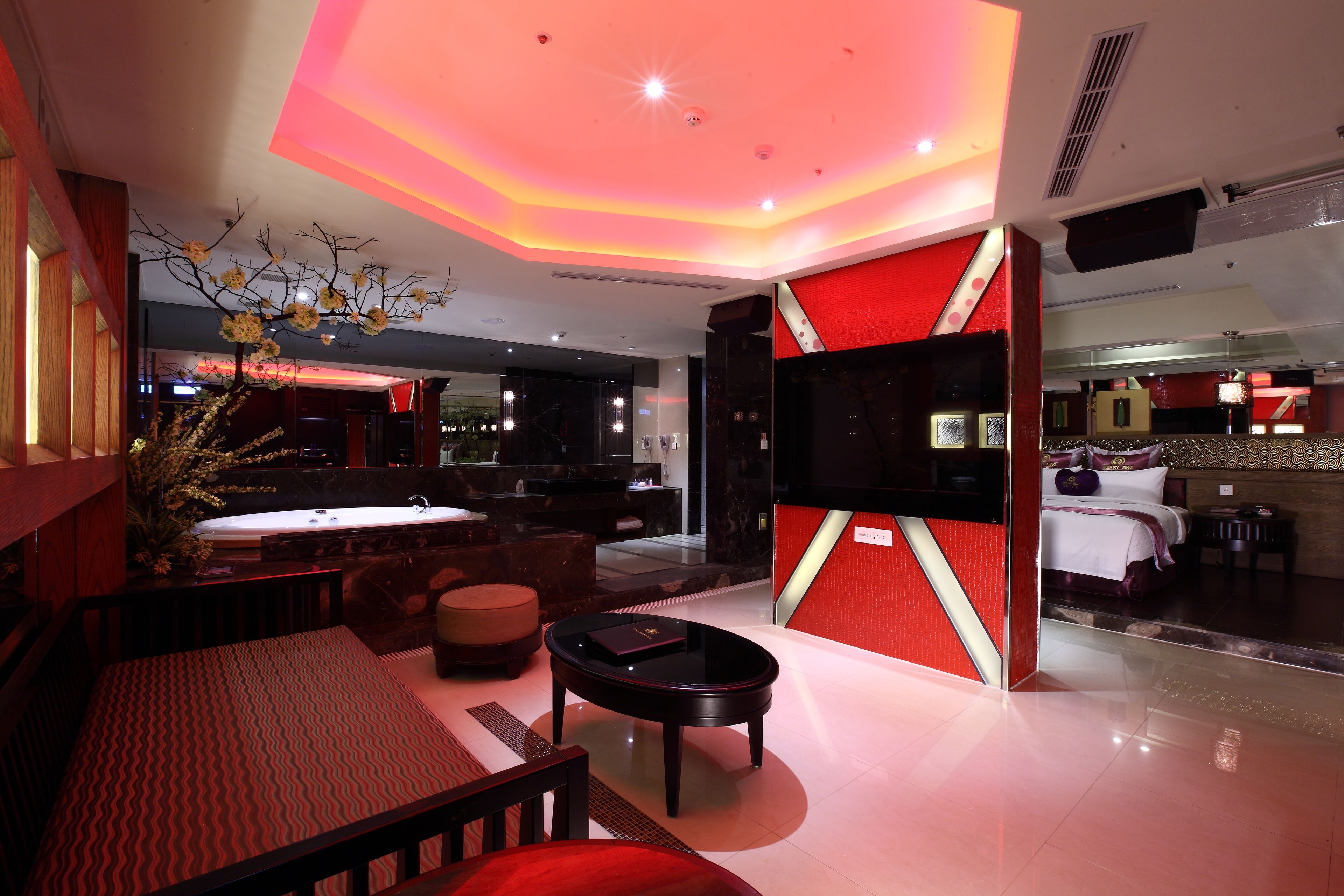 business double room, 1 double bed (no one guest is allowed) | desk, free wifi