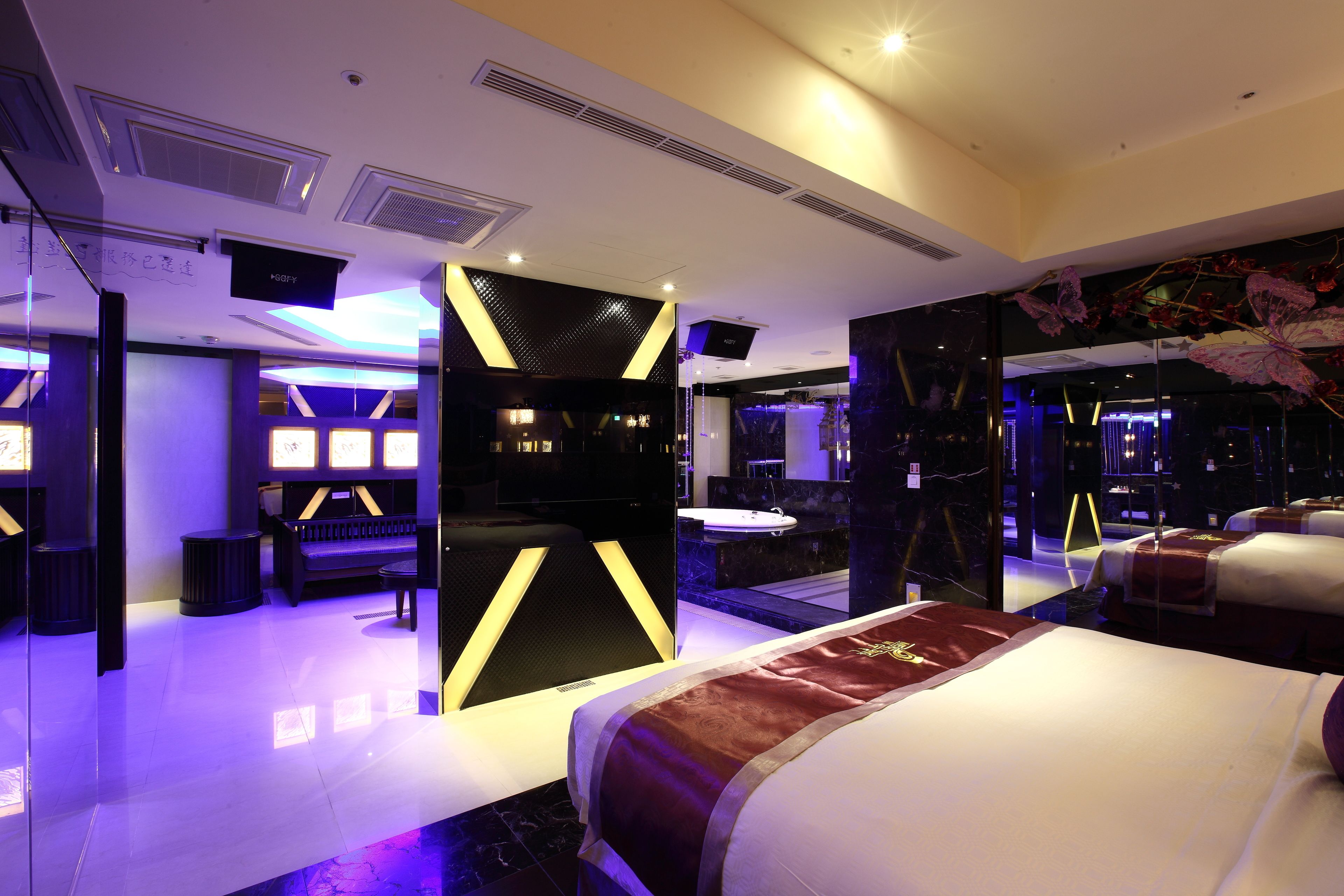 business double room, 1 double bed (no one guest is allowed) | desk, free wifi