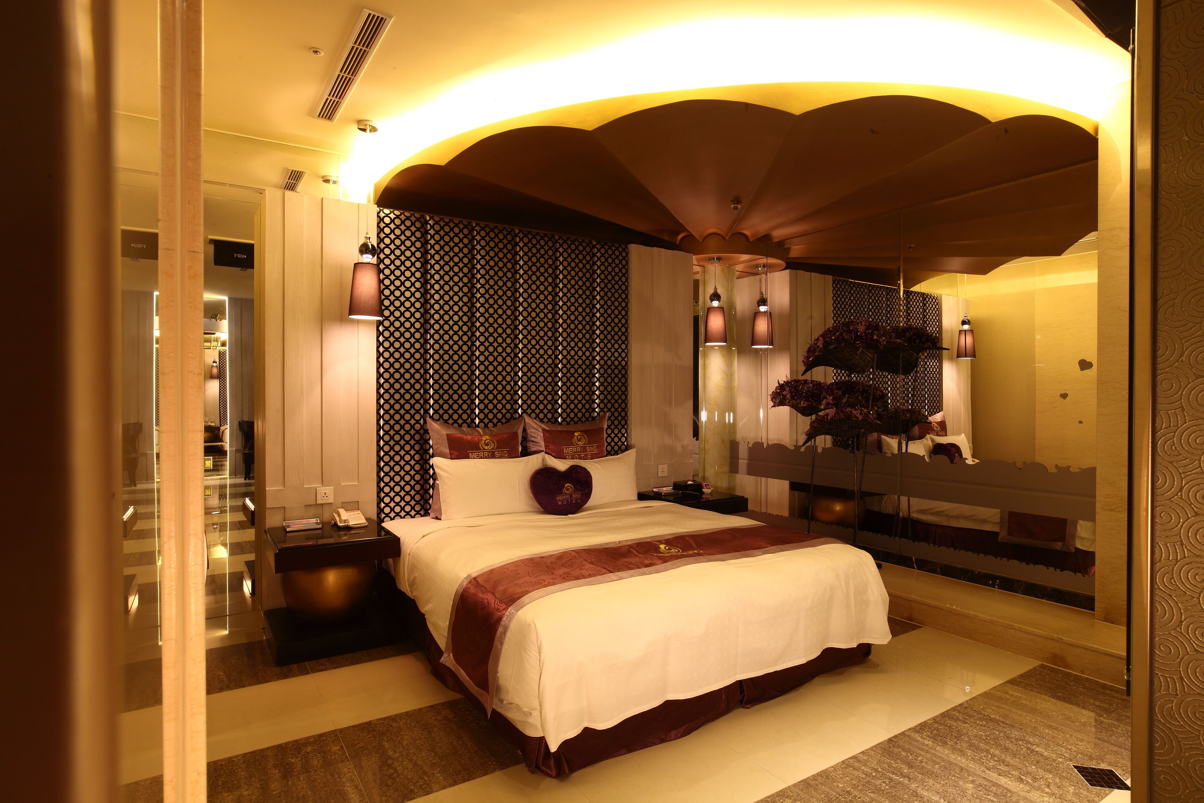 business double room, 1 double bed (no one guest is allowed) | desk, free wifi