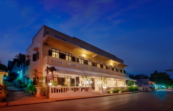 Front of property – evening/night