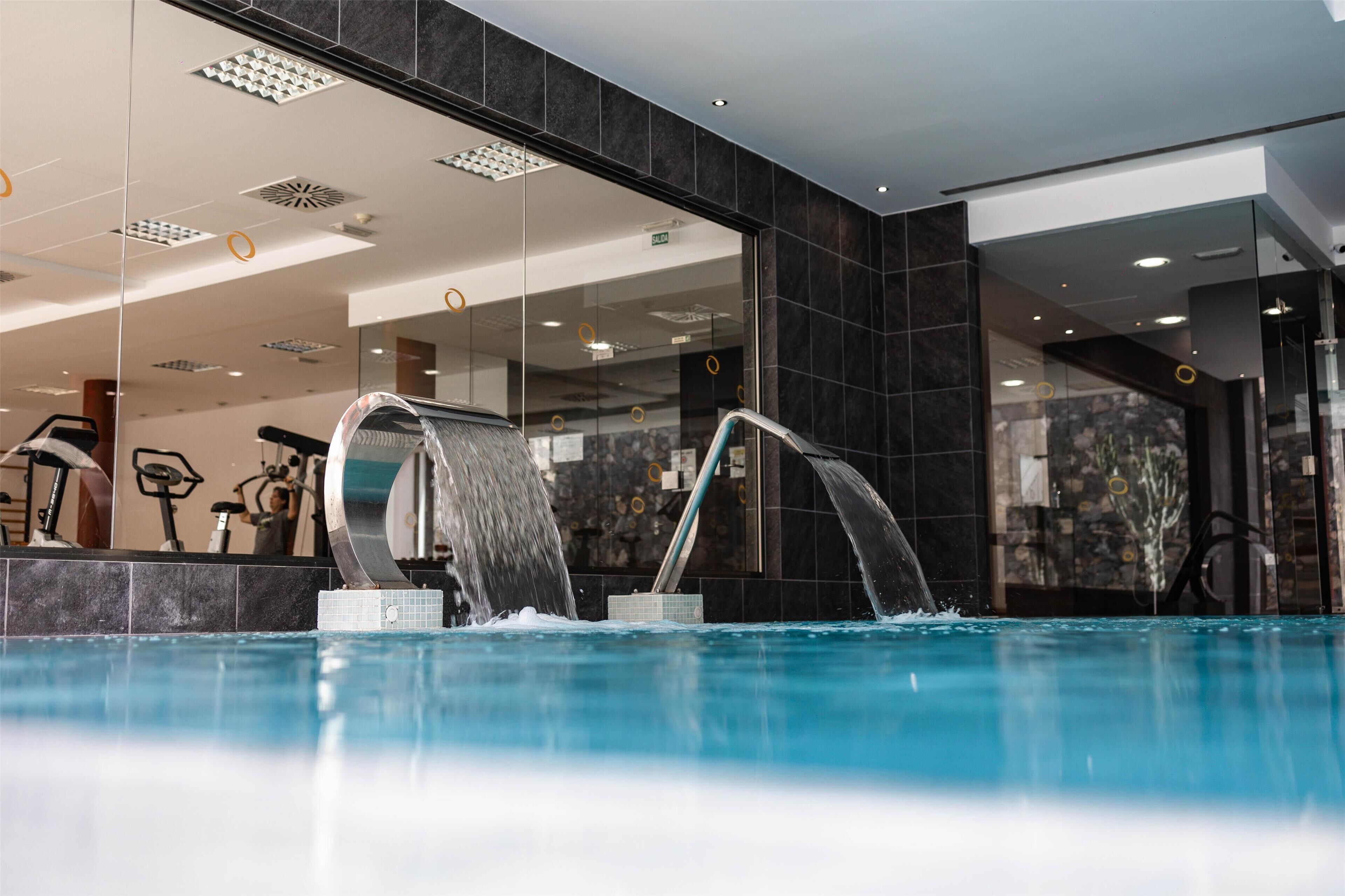 Indoor pool, 2 outdoor pools, pool umbrellas, sun loungers