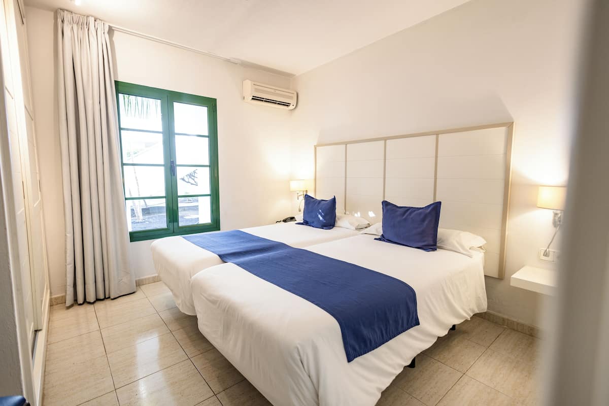 2 bedrooms, in-room safe, free cots/infant beds, free wifi