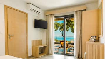 In-room safe, individually furnished, desk, soundproofing