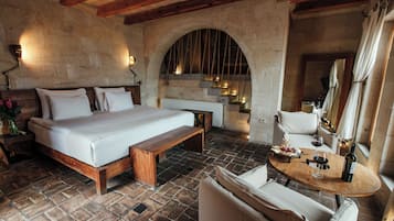 Suite with View | 1 bedroom, premium bedding, minibar, in-room safe