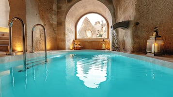 Grand Cave Pool Suite | Piscine privée