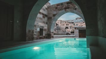 Semi Open Pool Suite | Private pool