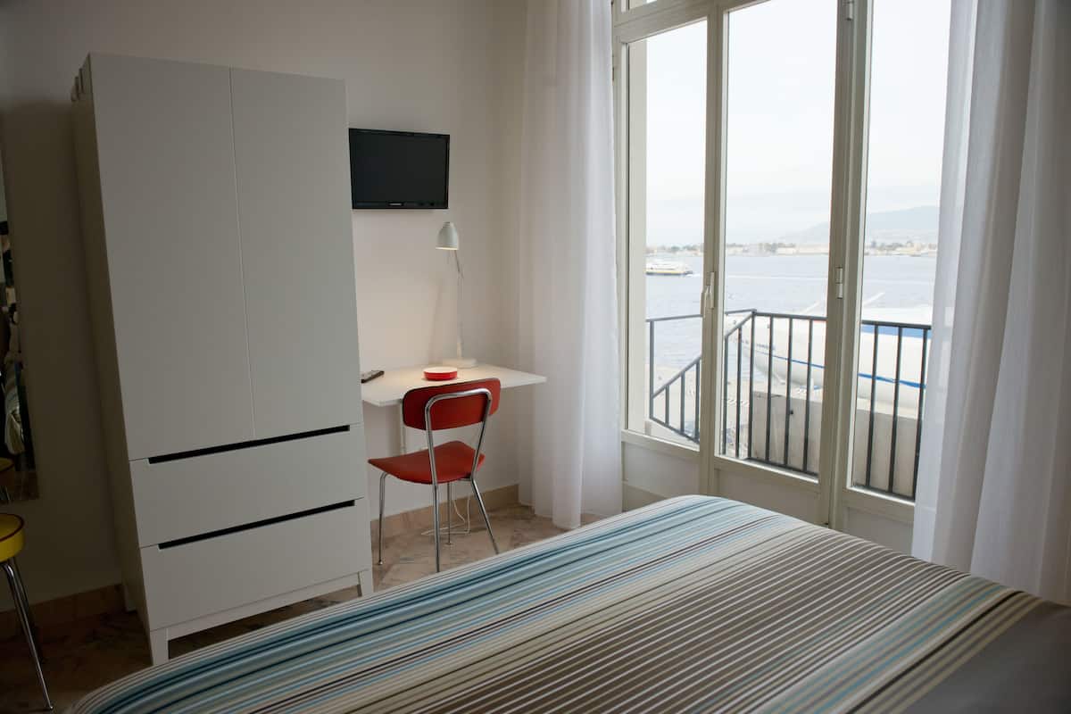 Double Room, Sea View | Premium bedding, minibar, in-room safe, desk
