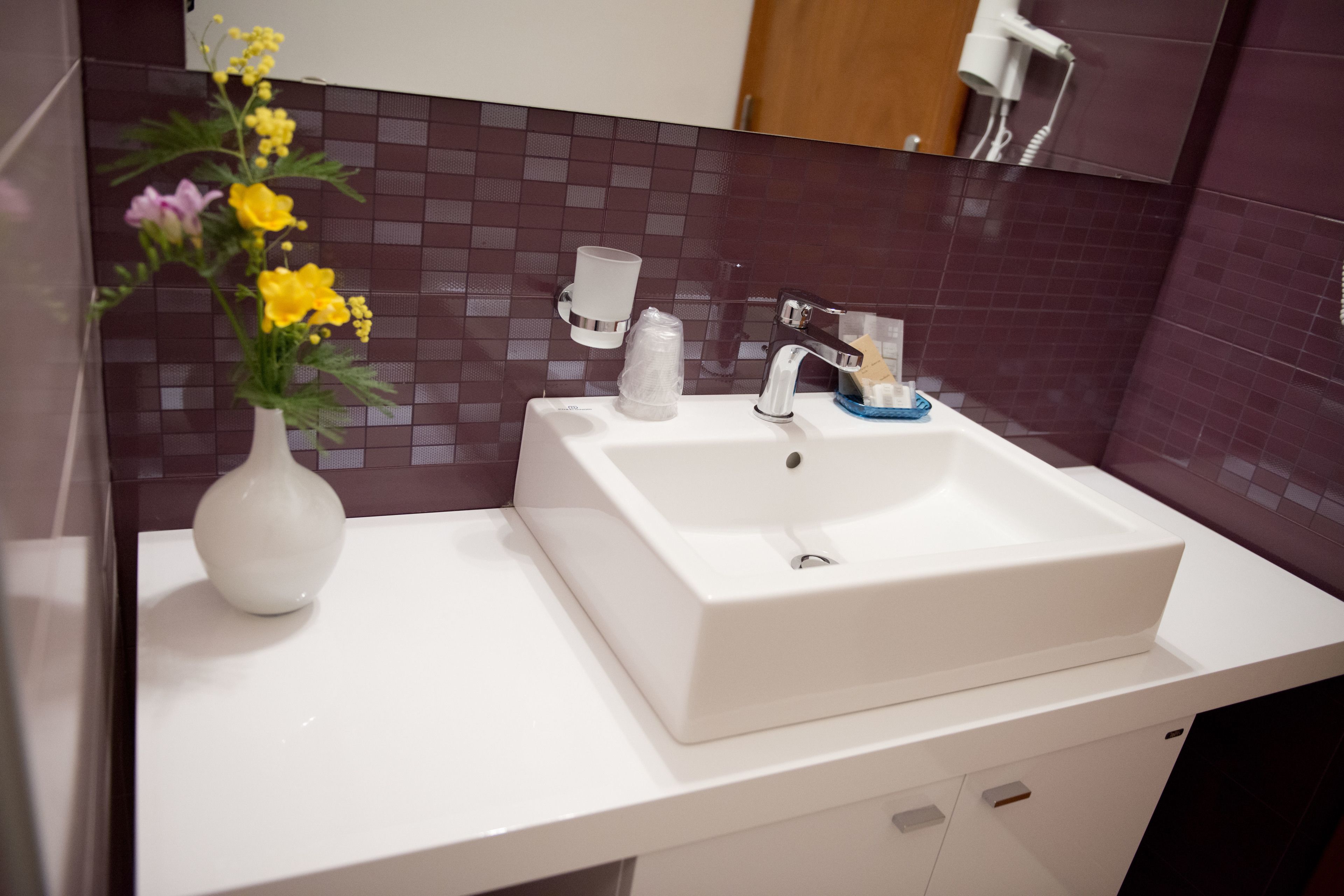 Photo - Garibaldi R&B